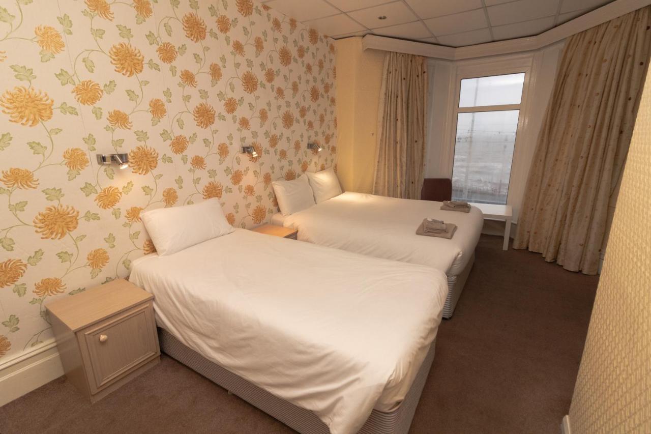 בלקפול Starlux Hotel מראה חיצוני תמונה