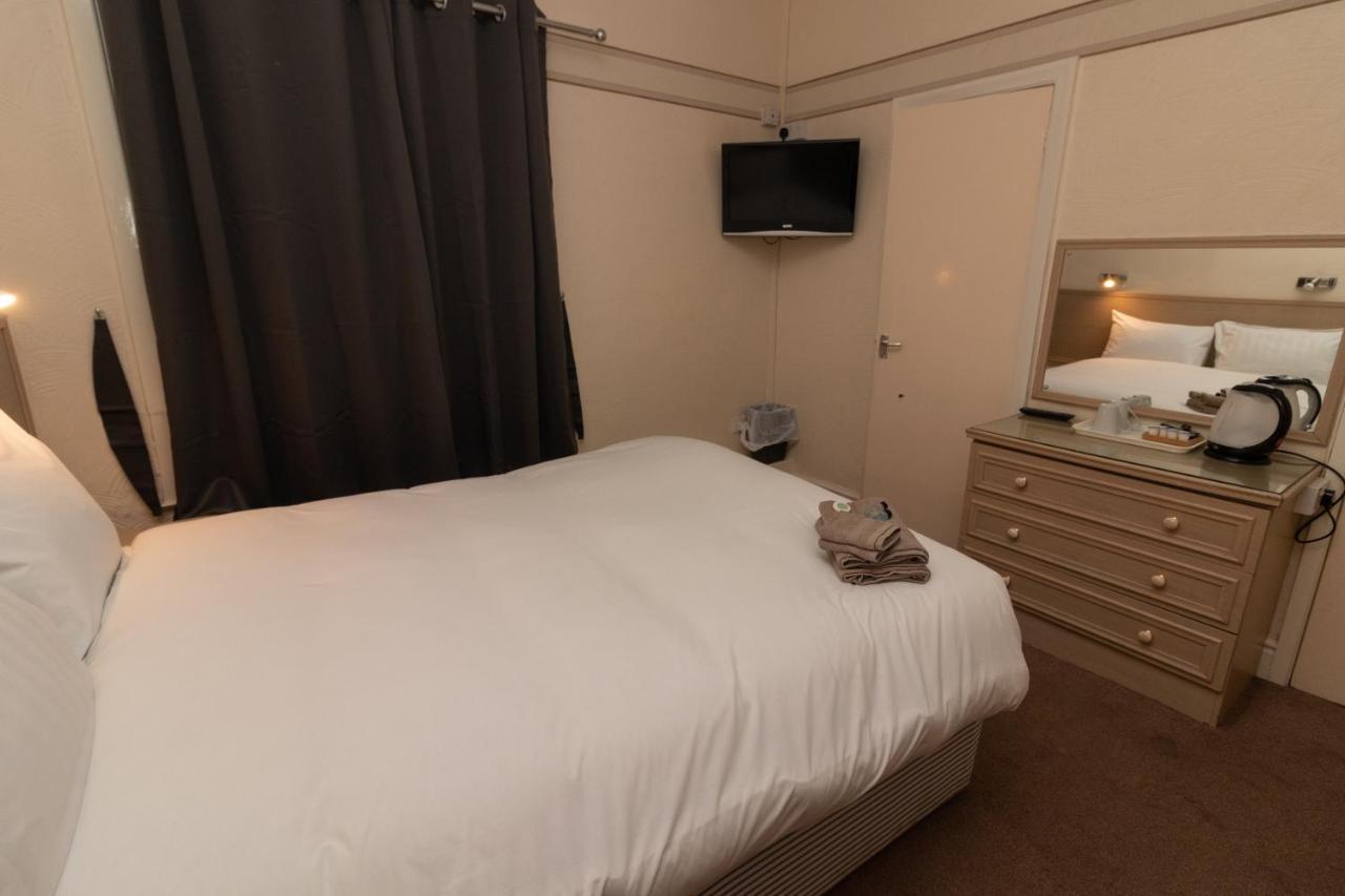 בלקפול Starlux Hotel מראה חיצוני תמונה