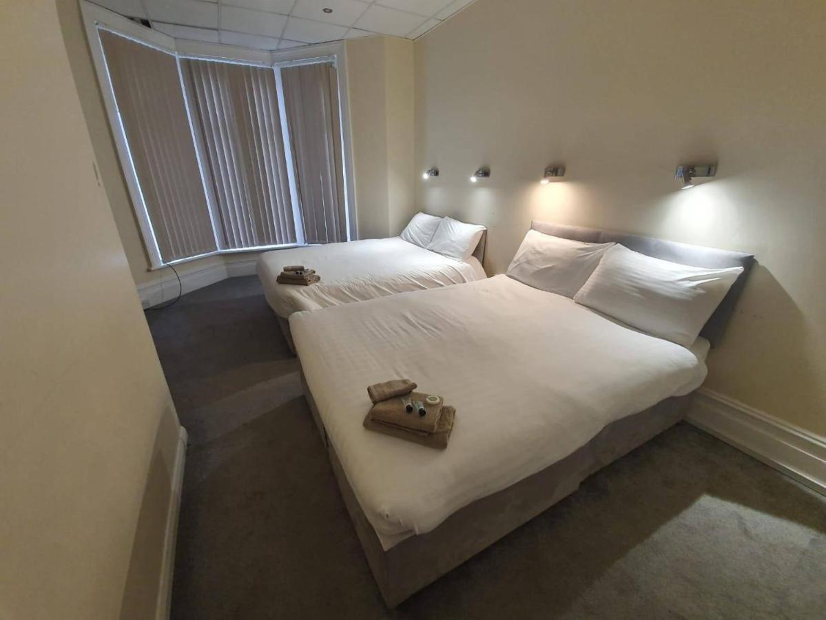 בלקפול Starlux Hotel מראה חיצוני תמונה