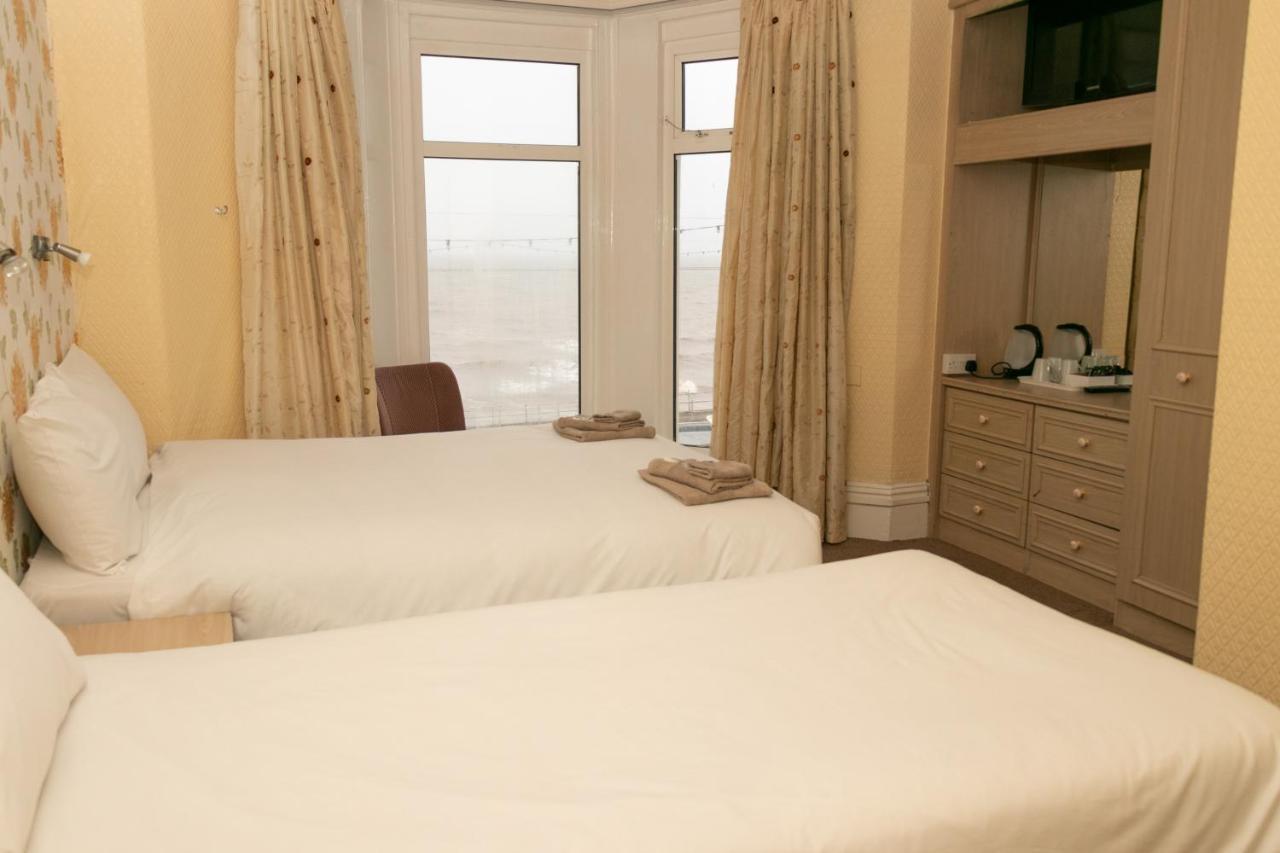 בלקפול Starlux Hotel מראה חיצוני תמונה